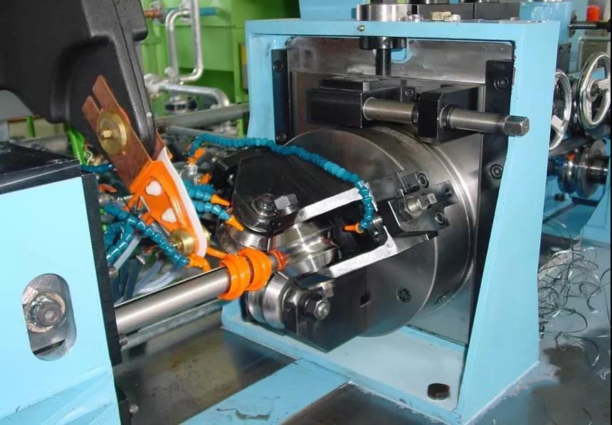 防止二手高频焊管机组生产焊管时积瘤产生的方法